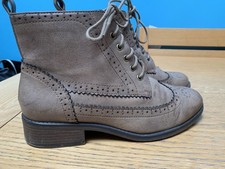 Tu Sole Comfort Ankle Boots Size 5