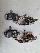 2000 Mitsubishi 3000gt turbo left door lock actuators MB641157 152800-5890