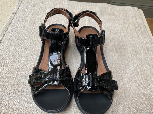 Clarks unstructured adorn - un,