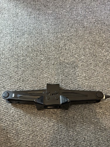 Toyota oem scissor jack car - toyota,