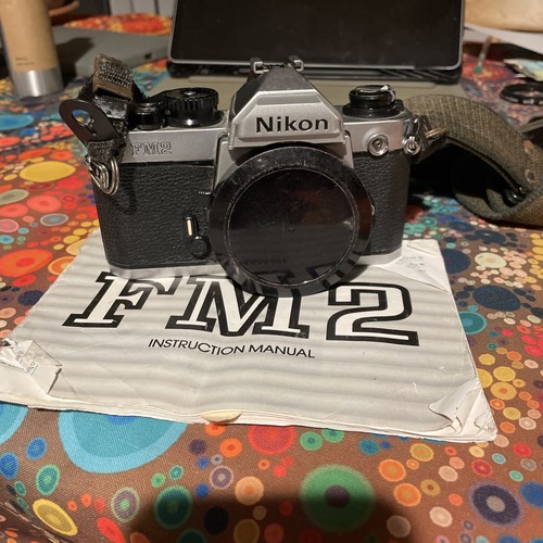 Nikon fm2 35mm film slr - film, manual