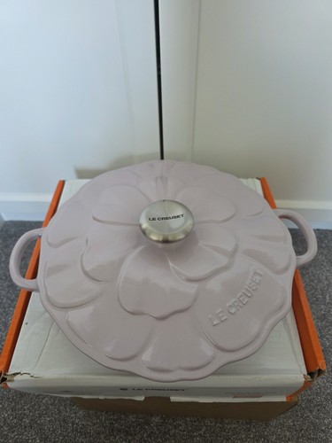 Creuset shallot petal - creuset,