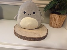 Squishmallows Gordon the Shark