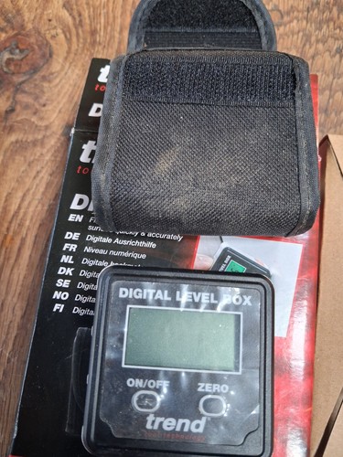 Trend digital level - level, and