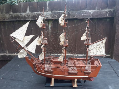C hms bounty - 27", r/