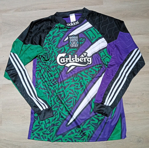 Liverpool carlsberg goalkeeper - carlsberg,