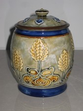 ROYAL DOULTON LAMBETH