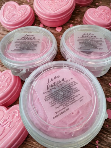 Foaming sugar scrub love - foaming,