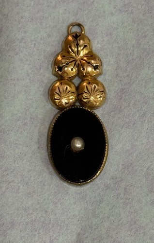 Antique victorian era - era, yellow