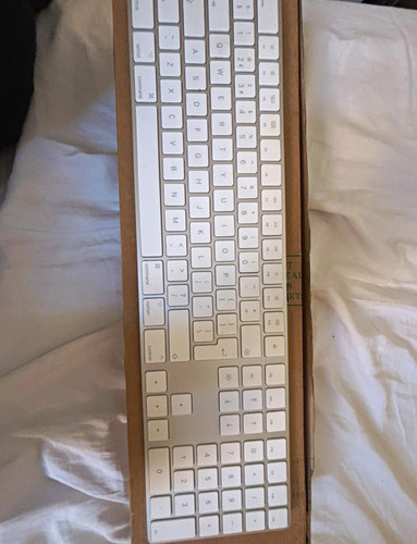 Apple magic keyboard - apple,