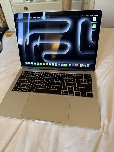 Apple macbook pro 2017 inch - apple,