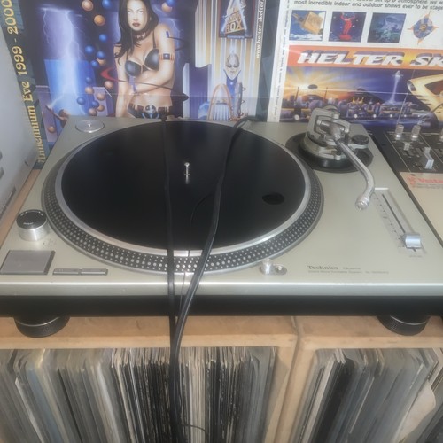 Technics 1200 mk2 turntable - sl-1200,
