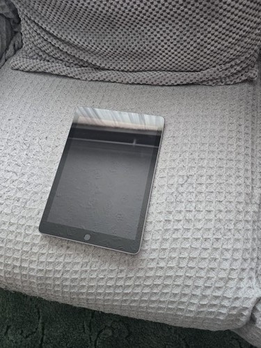 Apple ipad 6th - ipad, 9.7"