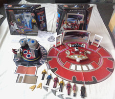 Star Trek USS Enterprise Bridge  & Transporter Room playsets + 7 extra figures