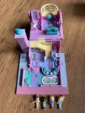 1993 - Polly Pocket Country House Bluebird Toys with Figures Lights Working