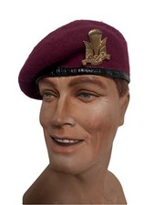 WWII Canadian Airborne Regt Beret and Cap Badge