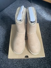 Ugg Classic Short II Boots Uk Size 6 Cost £185
