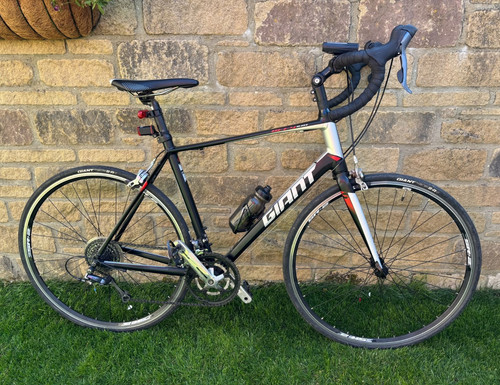 Giant defy road bike 700c - giant,