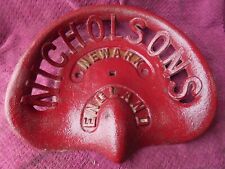 TRACTOR    IMPLEMENT SEAT