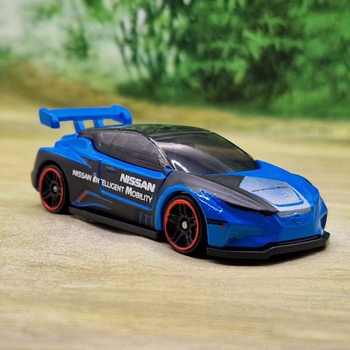 Hot wheels nissan - hot, leaf