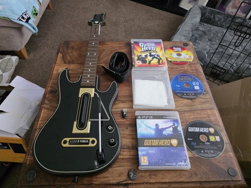 Guitar hero live ps3 bundle - hero,
