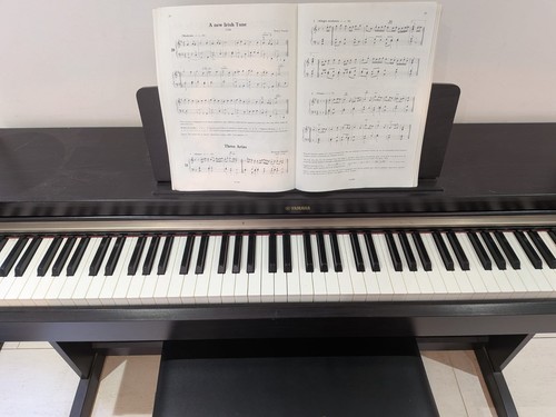 Yamaha arius p162 digital - arius,