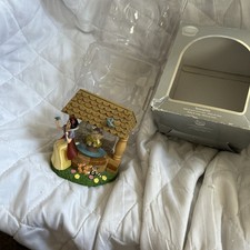 Disney Snow Globe Snow White  the box  is a bit damaged used 