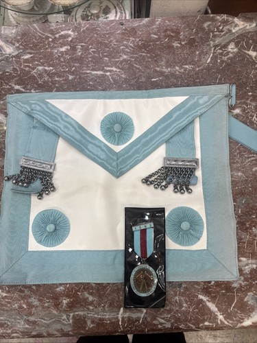 Master masonic apron and 1992 - apron,