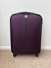 Tripp Suitcase 4 Wheel Spinner 22” X 15” 8” Cabin Size Good Condition
