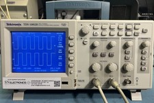 Tektronix TDS1002B Digital