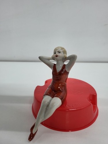 Figurine bathing beauty sexy - figurine,