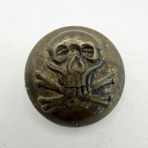 Genuine 17th lancers - 17th, button
