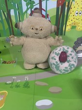 In The Night Garden Makka Pakka Plush Talking Singing Plush & Sponge Rare 2007