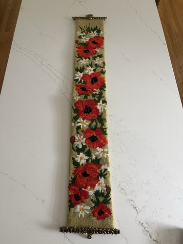 Vtg floral poppy needlepoint - floral,