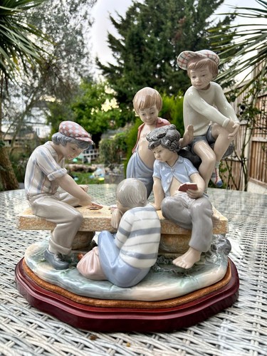 Large nao lladro boys - x-large,