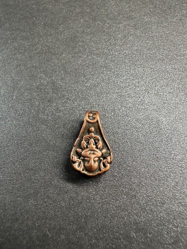 Brass green tara pendant clip - green,