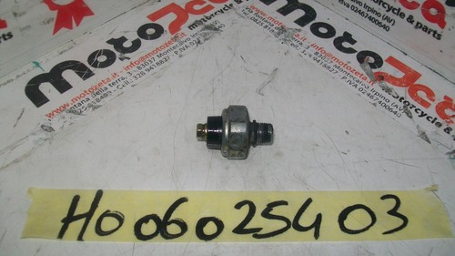 Oil pressure bulb - ,