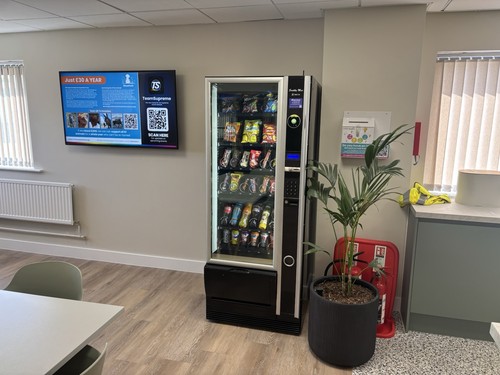 Vending machine necta snakky - machine,