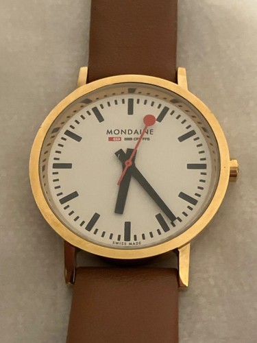 Mondaine swiss railways quartz - swiss,