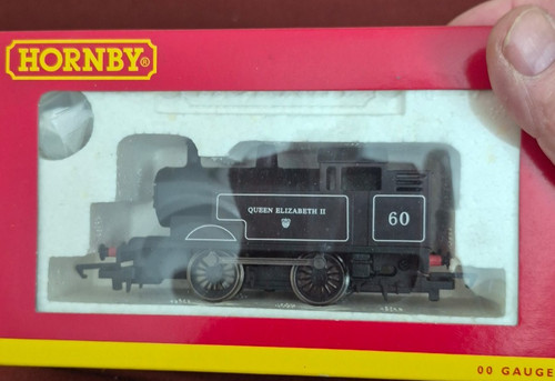 Hornby r3091 0 queen - hornby,