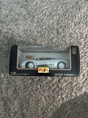 Maisto special edition silver - maisto,