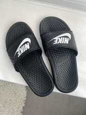 Nike Ladies Kids Sliders Size
