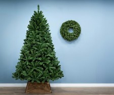 Christmas Tree World |