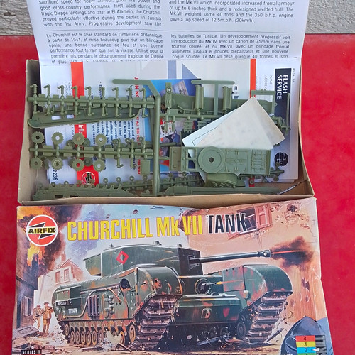 Airfix churchill mkvii tank - churchill,