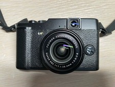 FUJIFILM X10 F FX-X10 12 MP 4X Optical Zoom  Digital Camera 2.8-Inch LCD Black