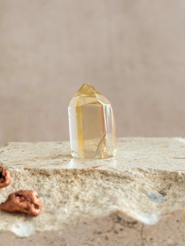 Natural citrine mini point - natural,