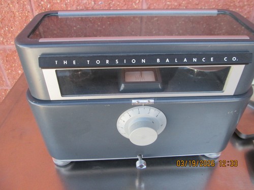 Vintage torsion balance - vintage.,