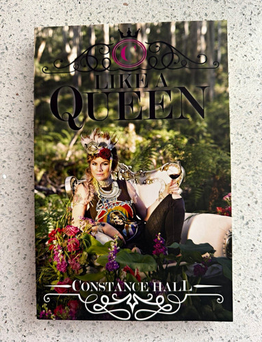 Constance hall like queen - hall,
