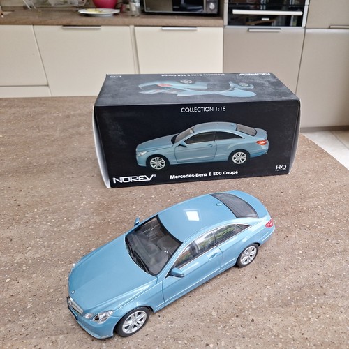 Mercedes class coupé c207 - e,