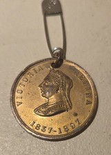 Vintage medal Victoria Regina